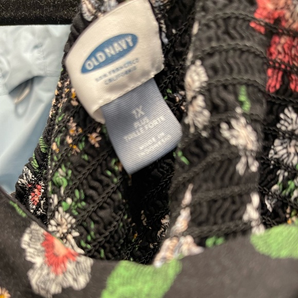 Black flower dress - Picture 3 of 3